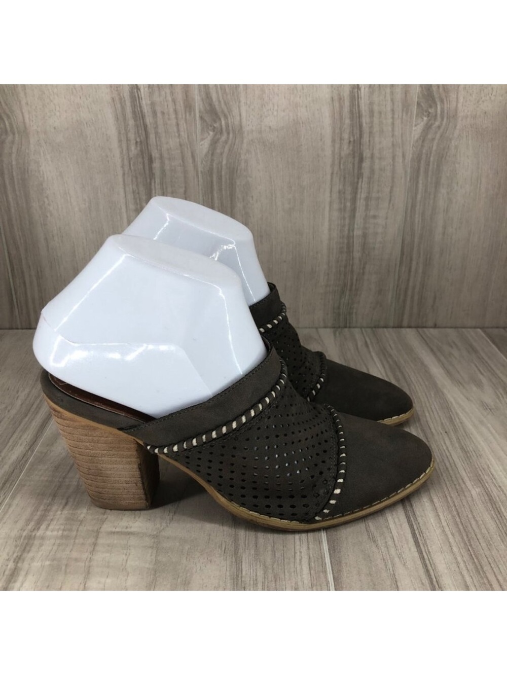Mi im Mule Booties Womens 6.5 Brown Nubuck Leather Slip On Heeled Shoes